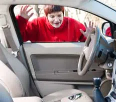 Safe Key Store New York, NY 212-547-9797 Safe Key Store New York, NY 212-547-9797 - 19-Locked-keys-In-car